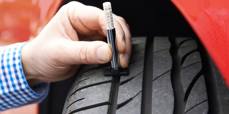 Checking Tyre Tread