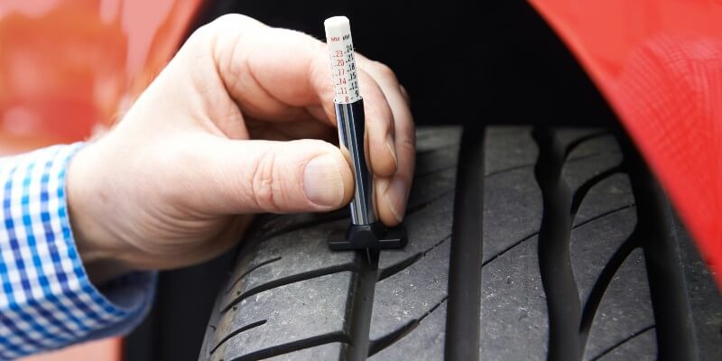 Checking Tyre Tread